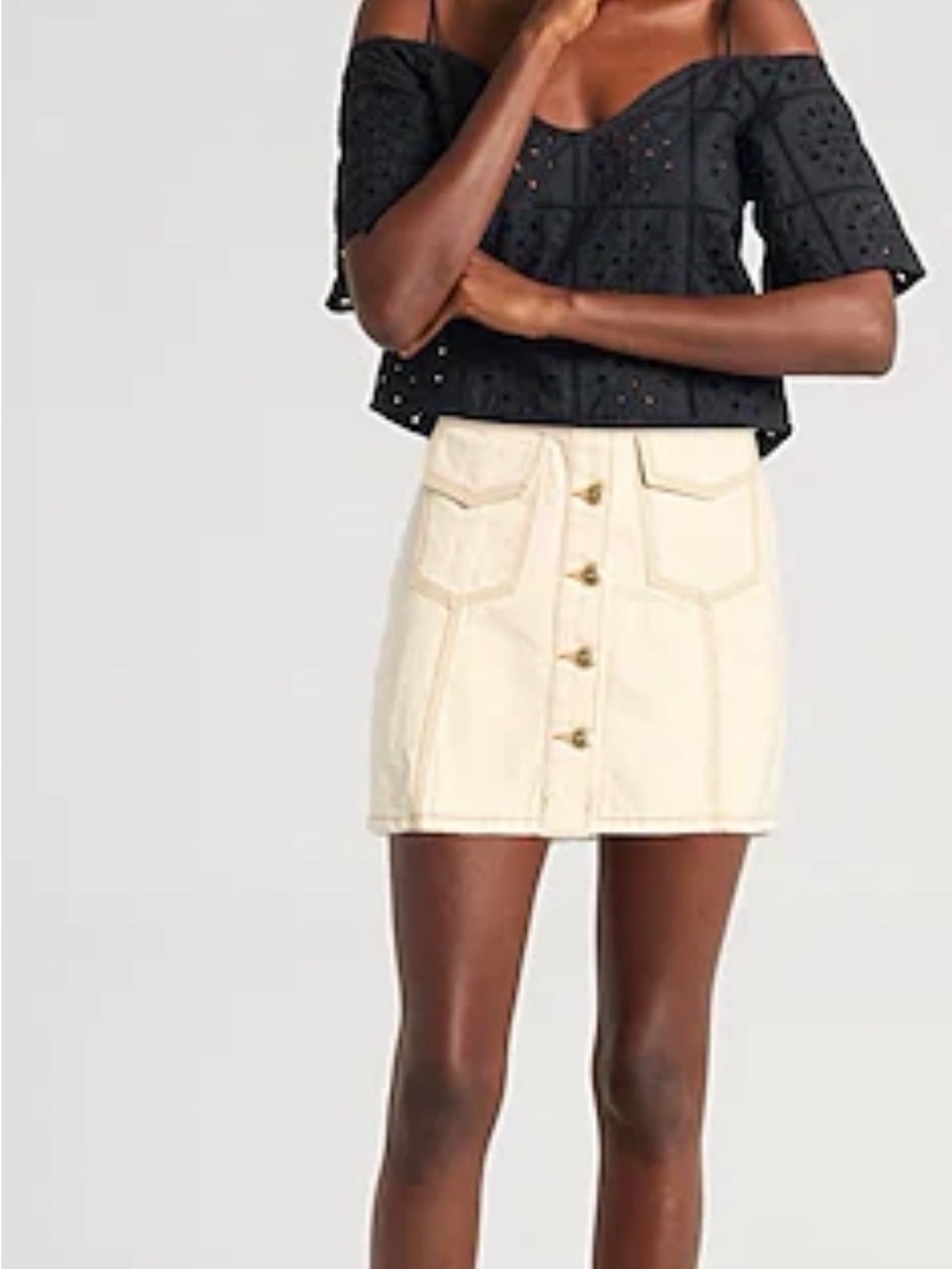 FARM Rio Cream Button-Front Mini Skirt with Contrast Stitching - Picture 11 of 11